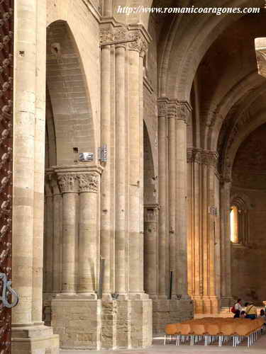 NAVE CENTRAL DEL TEMPLO, DESDE LA PORTADA OESTE